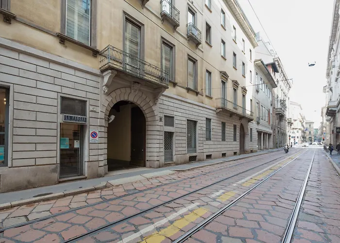 Milano-Cordusio Enchanting Apartment!